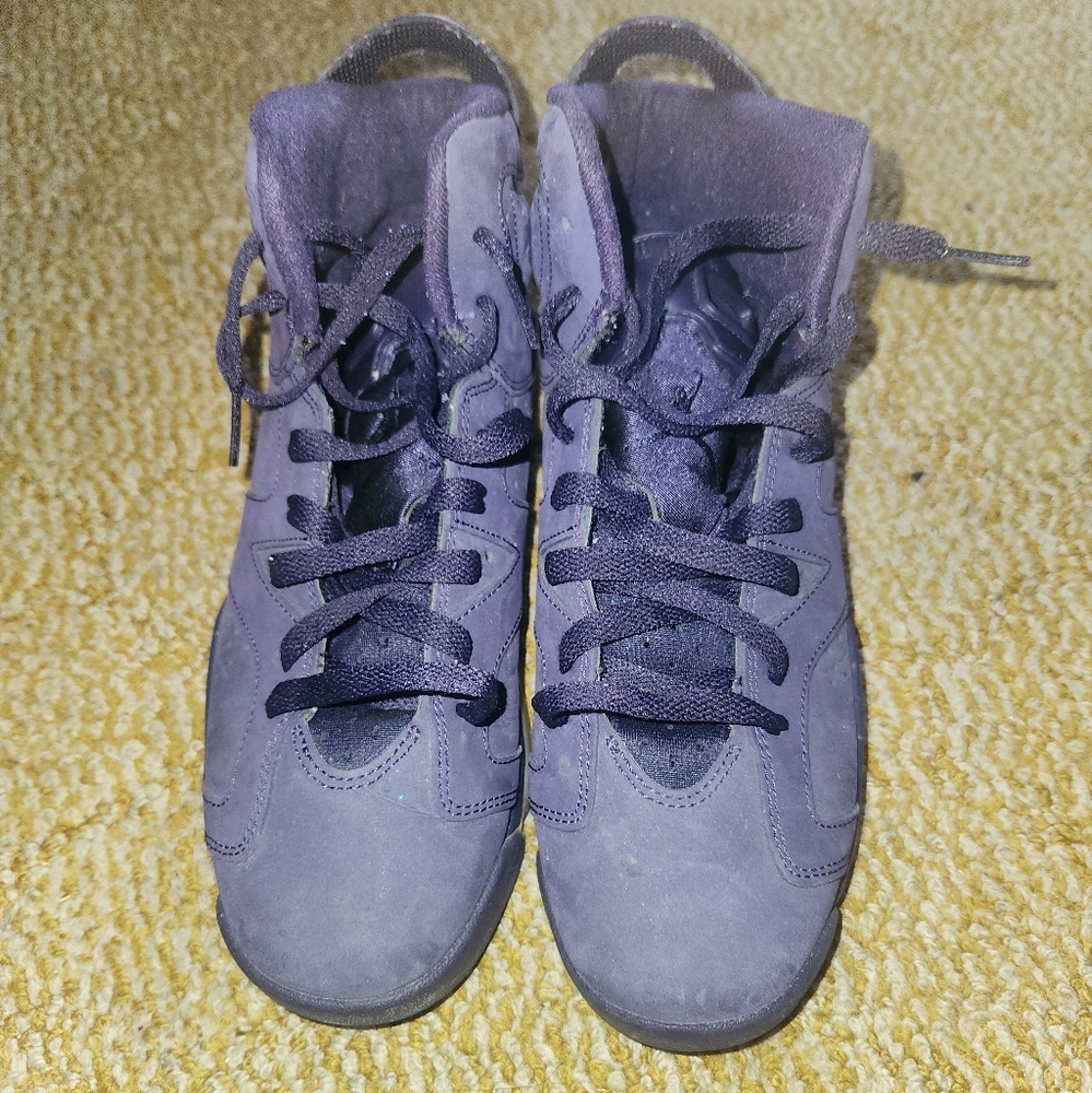 Nike Air Jordan Retro 6 Dark Purple 543390-509 Size 8Y
